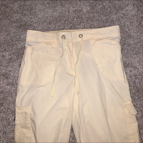 Counterparts Yellow Short Pants size 4P - Picture 3 of 7